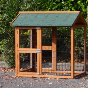 Attached run Space Medium, suitable for chickens and rabbits