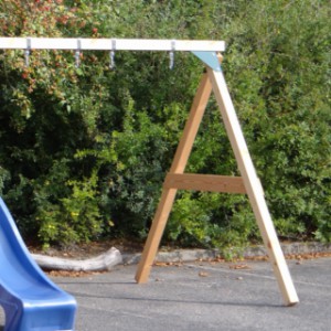 The additional swing Succes is a nice addition for your play equipment