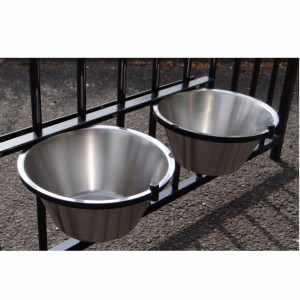 Also fits the black 4 litre double food/water bowl