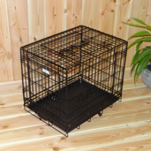 The Strong S dog crate is suitable for smaller breeds, such as a Cavalier King Charles Spaniel