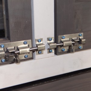 The Prestige Small rabbit hutch is equipped with double sliding locks
