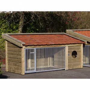 Dog house Roxy 1 has 1 kennel panel