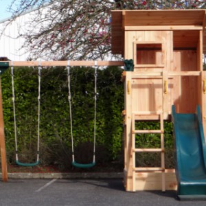 Playtower Beach hut has a large playing platform