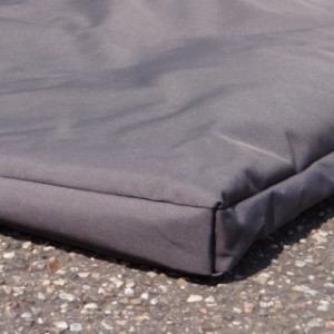 The dog cushion Easy Deluxe is made of water-repellent fabric